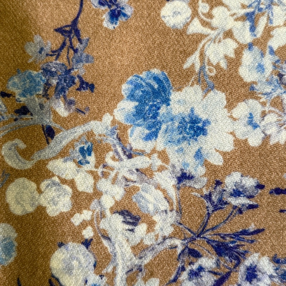 Les Copains Blue and White Floral Pencil Skirt - Picture 6 of 6